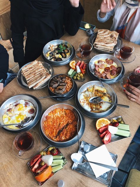 Iran_Rasht Breakfast Irani, Cafe With Friends, Rasht Iran, Breakfast Table Setting, Breakfast Table, Dope Nails, Table Setting, Iran, Cafe