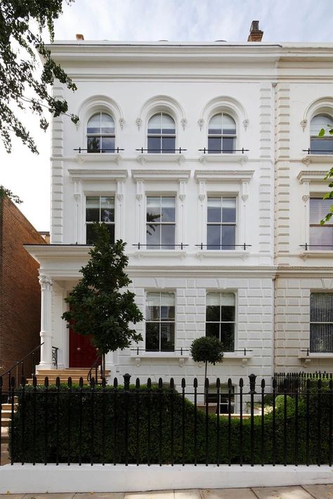 White Townhouse Exterior, Stucco Architecture, White Townhouse, Stucco Houses, Indigo Interior, White Stucco House, Kensington House, Brownstone Homes, Stucco House