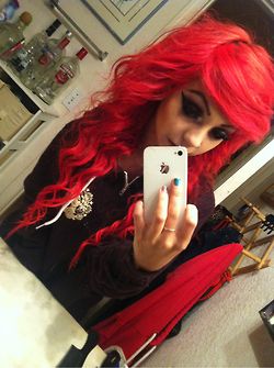 Scene hair Red Hair Tumblr, Red Scene Hair, Emo Scene Hair, Scene Girl, Bright Red Hair, Emo Hair, Bright Hair, Alternative Hair, Scene Hair