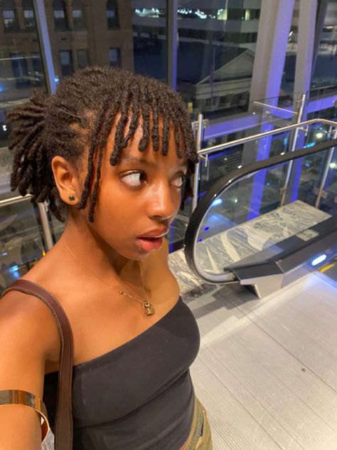 Dreads Ponytail Black Women, Loc Mullets Women, Loc Accessories Black Women, Locs Black Women Short, Locs With Bangs Black Women, Loc Mullets, Wolf Cut Locs, Cute Dread Hairstyles, Dreadlocks Black Women