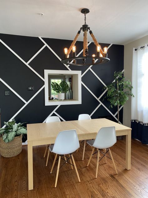 Rustic Exterior House Colors, Accent Wall Dining, Accent Wall Dining Room, Striped Accent Wall, Wall Dining Room, Dining Room Accent Wall, Dark Accent Walls, Black Feature Wall, Black Accent Walls