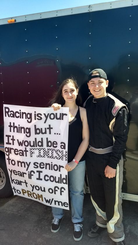 Karting promposal idea :) Source: cellogirl0031 on Pinterest Motorcross Promposal Ideas, Racing Promposal Ideas, Race Car Promposal Ideas, Race Car Hoco Proposal, Prom Proposal Ideas For Car Guys, Promposal Car Ideas, F1 Promposal Ideas, Dirtbike Prom Proposal, Car Themed Promposal Ideas