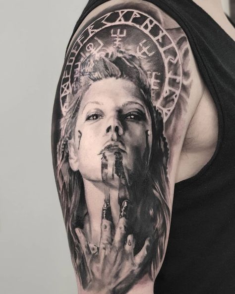 Lagertha Tattoo Design, Ragnar Head Tattoo Design, Ivar The Boneless Tattoo, Lagertha Drawing, Viking Portrait Tattoo, Bjorn Vikings, Tiger Tattoo Sleeve, Archangel Tattoo, Vikings Tattoo