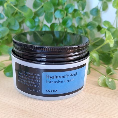 🦋COSRX Hyaluronic Acid Intensive Cream (100g)✨ 💥 Offer Price: 1750 BDT 👌Skin-friendly ingredients that alleviate irritated skin. 👌Designed to deliver and lock the moisture deep into your skin. 👌Non-oily yet greatly hydrating, it will leave your skin smooth. . . . . #skincare #skincareproducts #skincareroutine #skinhealth #originalskincareproducts #skinbaddies #glassskin #koreanskincare #cosrx #cosrxadvancedsnail92allinonecream #Beauty #Skincare #Makeup #Trendy #Cosmetics #BeautyProducts ... Cosrx Hyaluronic Acid, Cosrx Hyaluronic, Skincare Makeup, Glass Skin, Beauty Skincare, Korean Skincare, Irritated Skin, Skin Health, Smooth Skin