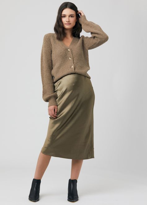 ||Olive::hover Maternity Midi Skirt, Maternity Jacket, Slim Fit Skirts, Maternity Brands, Nursing Wear, Cropped Knit Sweater, Pregnancy Wardrobe, The Bump, Maternity Skirt