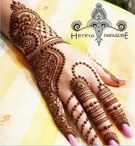 Pinterest // @alexandrahuffy ☼ ☾ Mehndi Design For Eid, Mehndi Designs Finger, Henna Hand Designs, Henne Tattoo, Simple Mehndi Design, Tato Henna, Eid Mehndi Designs, Mehndi Designs 2018, Henna Tattoo Hand