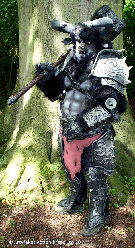 Minotaur by Artyfakes on deviantART Minotaur Costume, Female Minotaur, Larp Inspiration, Larp Costumes, Larp Ideas, Epic Costumes, Creepy Halloween Costumes, Monster Ideas, Fantasy Ideas