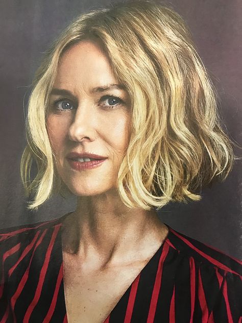 Naomi Watts Hair, Short Messy Bob, Summer Hair Highlights For Brunettes, Highlights Ombre, Messy Bob, Chic Short Hair, Highlights For Brunettes, Summer Hair Highlights, Summer Balayage