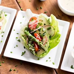 Carrots, smoothies, juices and dressings to be reckoned with. Butter Lettuce Cups, Veggie Butter, Caesar Vinaigrette, Low Calorie Lunches, Butter Lettuce, Lettuce Cups, Caesar Dressing, Lettuce Leaves, Low Carbs