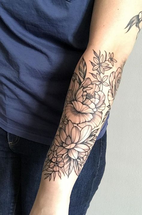 Half Sleeve Flower Tattoo, Full Arm Sleeve Tattoo, Fingers Tattoo, Wildflowers Tattoo, Lower Arm Tattoos, Quarter Sleeve Tattoos, Female Tattoos, Girls With Sleeve Tattoos, Tattoos For Women Half Sleeve