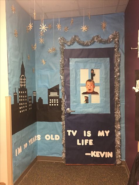 Aden's 3rd grade door decoration I made. Christmas movie theme and the class chose Home Alone Christmas Hallway, Door Decorating Ideas, Holiday Door Decorations, Christmas Door Decorating Contest, Home Alone Movie, Christmas Classroom Door, Home Alone Christmas, School Door Decorations, Door Decorating Contest