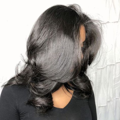 Silk press on natural hair Pressed Natural Hair, Silk Press Natural Hair, Twisted Hair, Hair Laid, Silk Press, Hair Crush, Relaxed Hair, Baddie Hairstyles, Aesthetic Hair