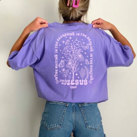 Purple Shirt Design, Cute Purple Shirts, Purple Tshirts, Made To Worship, Christian Shirts Designs, Love Like Jesus, Christian Tshirt, Trust In The Lord, Jesus Shirt