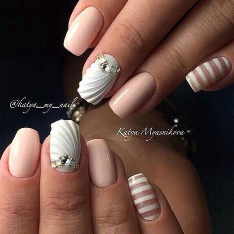 nails.quenalbertini: Instagram photo by nails_pages Anchor Nail Designs, Seashell Nails, Sugar Nails, Nail Art Gel, Sweater Nails, Mermaid Nails, Colorful Nail Designs, Nails Desing, Beautiful Nail Designs