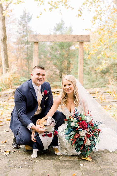 Vibrant Fall Wedding, Red Colour Scheme, Well Photography, Floral Cascade, Dog Wedding Attire, Bee Wedding, Spanish Wedding, Wedding Marketing, Organic Wedding