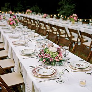 Try these easy wedding table ideas that will wow guests and make your reception memorable. Wedding Reception Decorations On A Budget, Backyard Table Setting, Vintage Wedding Table Settings, Pink Table Settings, Wedding Postcards, Backyard Table, Vintage Table Setting, Backyard Wedding Decorations, Vintage Wedding Table