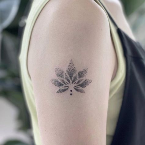 45 Lotus Flower Tattoos Meanings 2023 - Barb Designs & Ideas Lotus Star Tattoo, Lotus Tattoo On Shoulder, Motherhood Lotus Tattoo, Flower Tattoo Above Knee, Flower Tattoos Meanings, Tattoo Above Knee, Simple Lotus Tattoo, Flower Tattoos Designs, Flower Tats