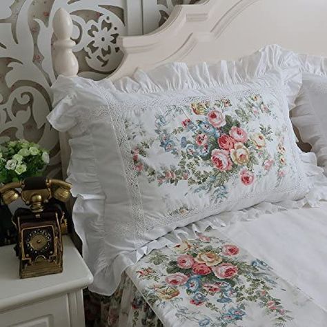 Girls Bed Set, Paint One Wall, Shabby Chic Romantic Bedroom, Paris Room Decor, Romantic Bedding, White Bedding Set, French Country Bedding, Girls Bed, Shabby Chic Quilts