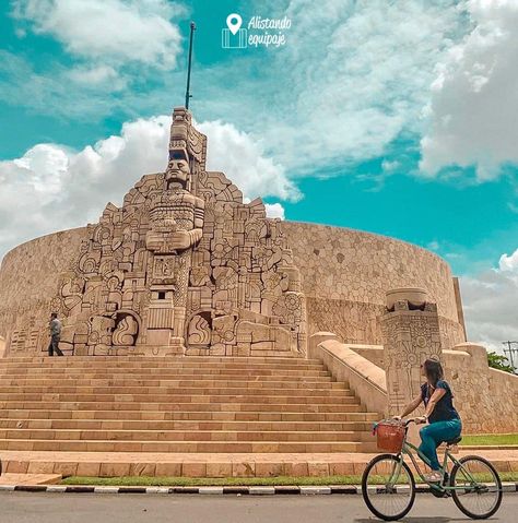 Monumento a la Patria en Paseo Montejo en Mérida Yucatán. #merida #yucatan #alistandoequipaje #mexico #paseomontejo #monumentoalapatria Merida Mexico, Yucatan Mexico, Visit Mexico, Tulum, Vacation Trips, Monument Valley, Places To Travel, Taj Mahal, Honey