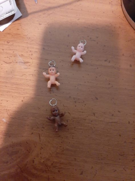 Tiny Plastic Babies, Babies Aesthetic, King Cake Baby, Plastic Babies, King Cake, Baby Jewelry, Small Baby, Baby Crafts, Shrek