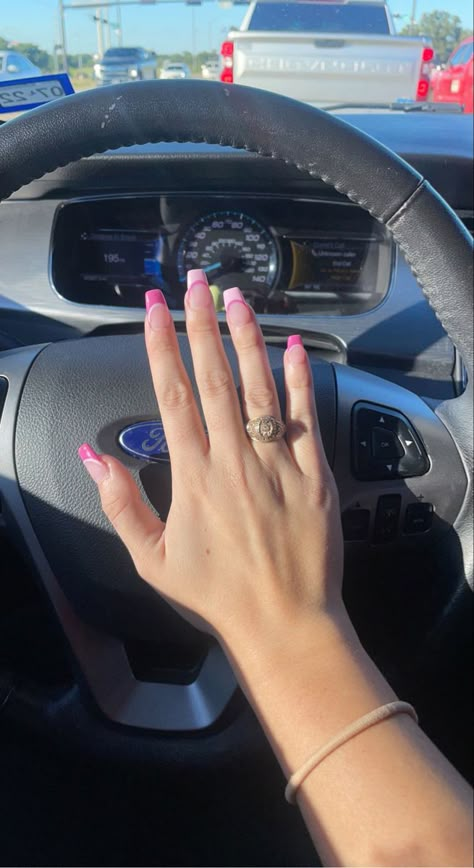 Light Pink And Dark Pink French Tip Nails, Light And Dark Pink French Nails, Multi Pink French Tip Nails, Light Pink To Dark Pink Nails, Dark Pink And Light Pink Nails, Light To Dark Pink Nails, Pink Nail Inspo Square, Light And Dark Pink Nails, Pink Square French Tip Nails