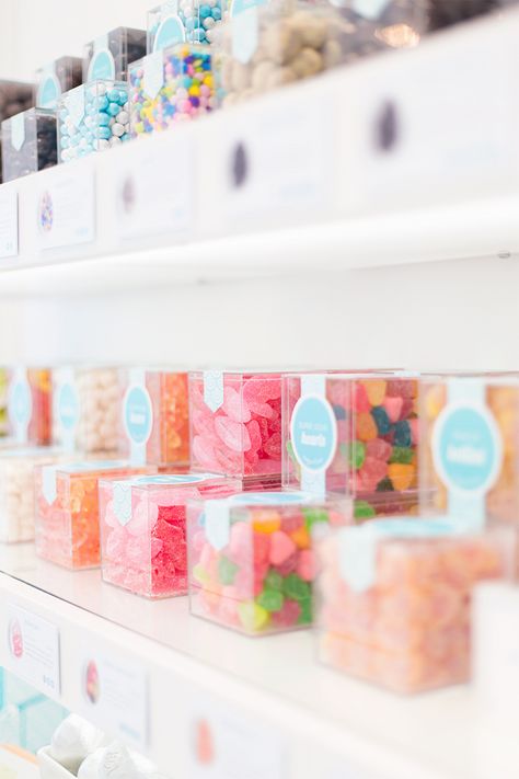 Luxury Candy, Candy Boutique, Candy Packaging, Pastry Shop, Sugar Rush, Candy Store, Candy Shop, Sweet Candy, Gummy Bears