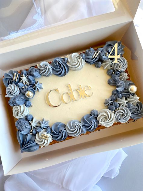 Mens Sheet Cake Ideas, Birthday Cake Ideas Rectangle, Aesthetic Rectangle Cake, Rectangular Cake Ideas, Blue And Gold Number Cake, Birthday Tray Bake Cake, Blue And Gold Sheet Cake, Square Cake Ideas For Men, Birthday Cake Ideas Square