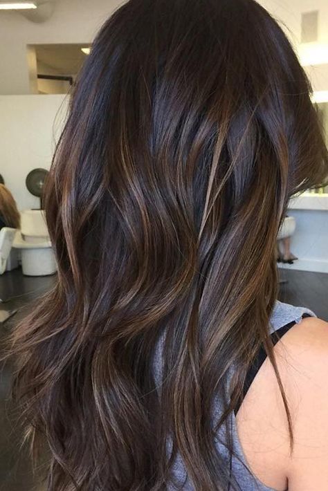 Subtle brunette balayage Summer Brown Hair, Ombre Dark, Brown Hair Shades, Brunette Balayage, Subtle Highlights, Hair Ombre, Brunette Balayage Hair, Hair Color Ideas For Brunettes, Hair Color Highlights