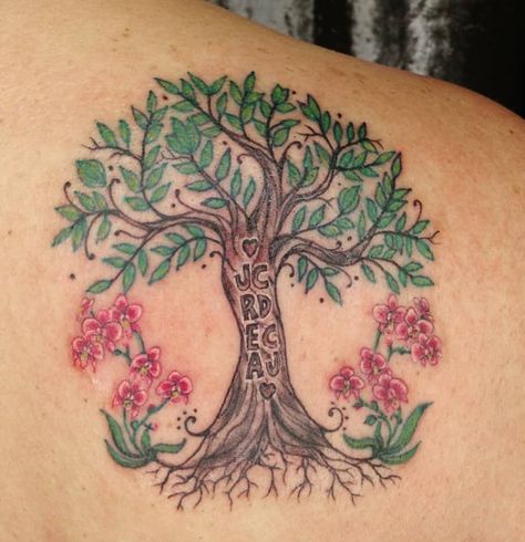 Tree tattoo with wood carved initials Tree With Initials Tattoo, Initials Carved In Tree Tattoo, Tree Carving Tattoo, Tattoos With Initials, Tree Carving Initials, Tattoos Tree, Wood Tattoo, Inspo Tattoo, Tree Tattoos