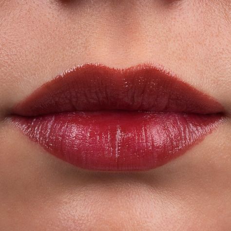 IT Cosmetics  Vitality Lip Flush 4-in-1 Reviver Lipstick Stain Pretty Woman swatch on fair, light complexion. Red Lips Fair Skin, Light Red Lips, Everyday Red Lip, Bridal Lips, Rosy Red Lips, Light Red Lipstick, Red Lipstick Small Lips, Woman Lipstick, Wedding Lip