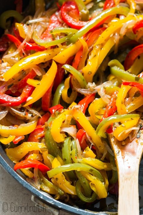 Saute Bell Peppers And Onions, Pepper And Onion Stir Fry, Onion And Green Pepper Recipes, Saute Onions And Peppers, Sauteed Peppers And Onions For Fajitas, Stir Fry Bell Peppers And Onions, Stir Fry Peppers And Onions, Onion And Pepper Sauteed, Saute Peppers And Onions