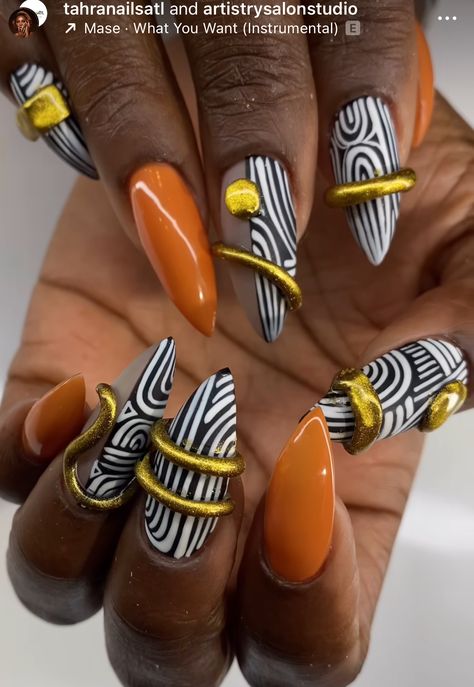 Kente Cloth Nail Art, African Nails Design, Giraffe Nails Designs, Kwanzaa Nails, Afrocentric Nails, African Print Nails, African Nails Design Black Women, Baddie Fall Nails, African Nails