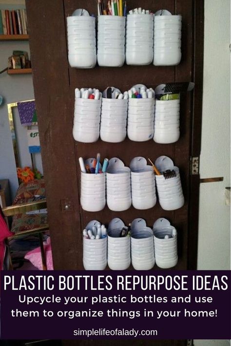 Stop throwing your plastic bottles! Take some time off to recycle and repurpose them. Here are amazing ideas you can try at home! Recycler Diy, Plastik Recycling, Reuse Plastic Bottles, Plastic Bottle Art, Diy Plastic Bottle, Organize Craft Supplies, Plastic Bottle Crafts, Diy Recycle, Plastic Crafts