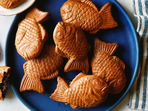 Taiyaki Chocolate Taiyaki Recipe, Taiyaki Batter Recipe, Taiyaki Recipe, Measuring Flour, Sweet Red Bean Paste, Dry Measuring Cups, Japanese Cheesecake, Sweet Red Bean, Five Spice Powder