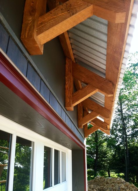 Eave Detail, Wood Awning, Awning Over Door, Timber Frame Porch, Door Overhang, Garage Workshop Plans, Diy Awning, House Awnings, Garage Pergola