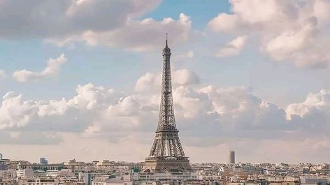 Paris Aesthetic Wallpaper, Eiffel Tower France, France Wallpaper, Air Wallpaper, Pc Desktop Wallpaper, Macbook Air Wallpaper, French Aesthetic, France Aesthetic, Paris Wallpaper