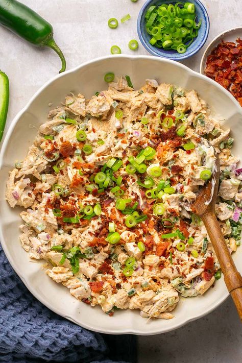 This Jalapeno Popper Chicken Salad recipe is easy to make and loaded with homemade chopped chicken, mayo, bacon, onions, and jalapenos. Serve this salad over lettuce or on top of cucumbers. Only 2 NET carbs per serving! Whole30, Keto, GF, DF and Paleo. Jalapeno Popper Chicken Salad, Healthy Little Peach, Homemade Mayo Recipe, Chicken Mayo, Healthy Chicken Salad Recipe, Popper Chicken, Jalapeno Popper Chicken, Lunch Appetizers, Jalapeno Popper