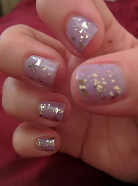 New Years! Lilac nails with gold fleck top coat. Both polishes are from BarryM Lilac Nails With Gold Flakes, Lilac And Gold Nails, Purple Sparkly Nails, Nails With Gold Flakes, Nails With Gold, Lilac Nails, Pretty Faces, Gold Flecks, Sparkly Nails