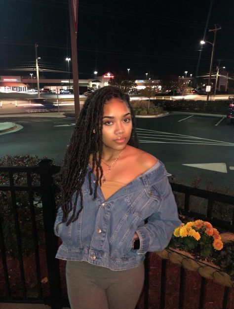 @badgal98💕 Twisted Hair, Locs Hairstyles, Box Braids Hairstyles, Braids Hairstyles, Black Girls Hairstyles, Protective Hairstyles, Box Braids, Black Women Hairstyles, Locs