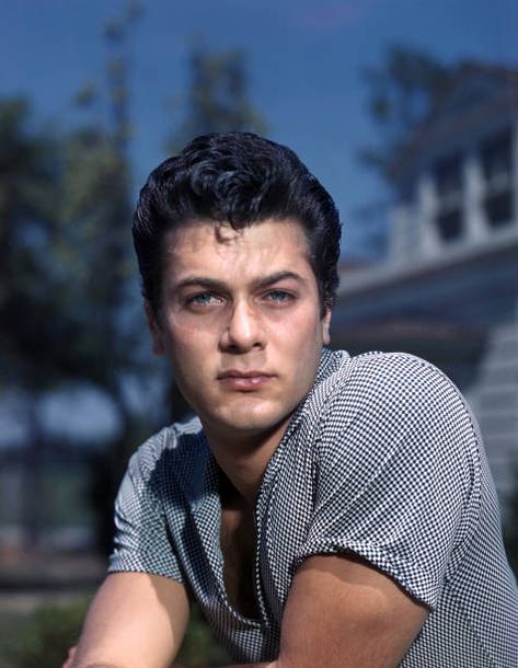 5,952 Tony Curtis Photos and Premium High Res Pictures - Getty Images Taras Bulba, Early Hollywood, Klasik Hollywood, Janet Leigh, Olivia De Havilland, Tony Curtis, Lee Curtis, Jamie Lee Curtis, Hollywood Icons