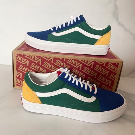 New With A Original Vans Shoes Box(The Box Has Been Damaged Since Bought) Please See The Pictures Carefully. Color: Blue/Green/Yellow Size Women 7 Men 5.5 The Vans Yacht Club Old Skool Pays Homage To Our Heritage While Ensuring That This Low Top, Lace-Up Shoe Remains As Iconic As Ever. It Also Includes Re-Enforced Toe Caps, Supportive Padded Collars, And Signature Rubber Waffle Outsoles. If You Have Any Questions Please Leave Your Comment Green Vans Sneakers With Rubber Sole, Vans Old Skool Hi, Green Vans Sneakers With Gum Sole, Casual Multicolor Vans Skate Shoes, Green Vans Slip-on Skate Shoes, Multicolor Low-top Vans Skate Shoes, Vans Sk8 High, Vans Skate Shoes, Old Skool Vans