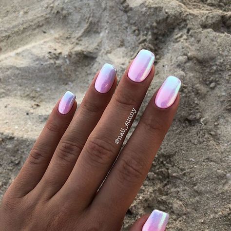 Ambre Nails, Ombre Chrome Nails, Chrome Nails Designs, Glam Nails, Girls Nails, Dipped Nails, Fabulous Nails, Fancy Nails, Chrome Nails