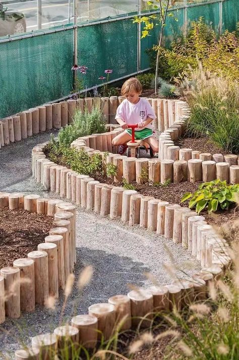 Engineering Civil, Garden Maze, Small Backyard Design Layout, Small Backyard Design Ideas, Backyard Design Ideas Budget, Backyard Design Ideas, Backyard Design Layout, Sensory Garden, Imaginary Play