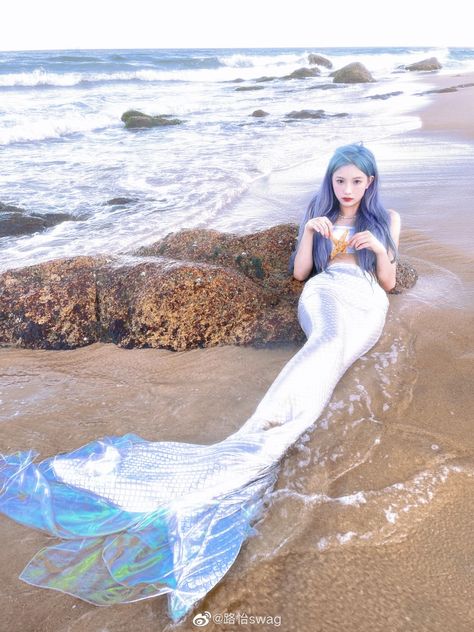 Mermaid Photoshoot, Korean Photography, Mermaid Pose, Mermaid Cosplay, Debut Photoshoot, Mermaid Man, Fantasy Mermaids, Royalty Aesthetic, Mermaid Pictures