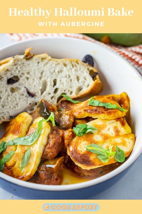 Looking for a healthy vegetarian dinner? Then this halloumi back with aubergine is the perfect thing! Salty, chewy cheese on top of soft aubergine in a tomato sauce. #thecookreport #halloumirecipe #halloumibake Halloumi Bake, Halloumi Recipes, Tomato Pasta Bake, Spring Recipes Dinner, Breakfast Vegetables, Baked Recipes, Healthy Vegetarian Dinner, Veggie Meals, Winter Dinner Recipes