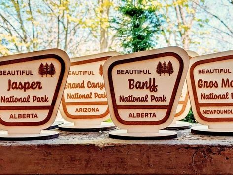 National Park Centerpieces, National Park Signage, National Park Wedding Theme, Yellowstone Wedding, Signs For Weddings, Wedding Table Signs, Park Signage, Camp Theme, Signing Table Wedding