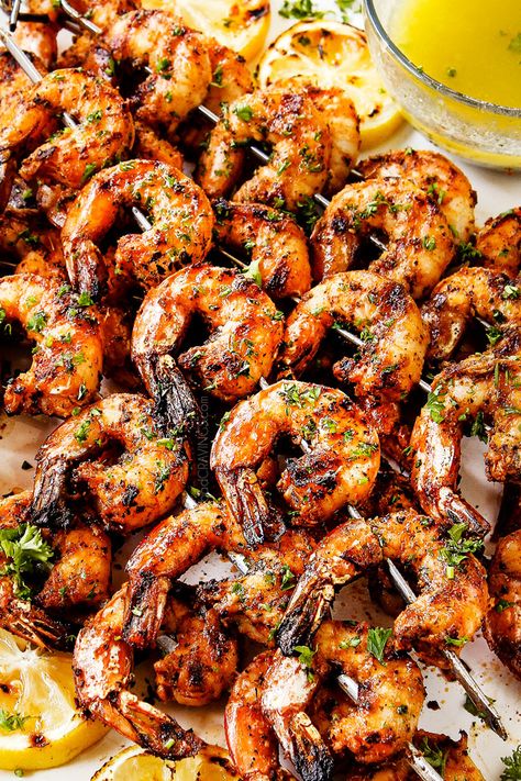 Grilled Shrimp with Lemon Parsley Butter + Video (STOVE & OVEN DIRECTIONS) Bbq Shrimp Skewers, Grilled Shrimp Seasoning, Grilled Shrimp Marinade, Lemon Herb Butter, Smoked Seafood, Shrimp With Lemon, Raw Shrimp Recipes, Grill Shrimp, Easy Grilled Shrimp Recipes