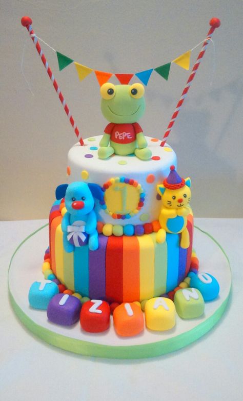 Sapo pepe cake 4 Cake, Fondant Flowers, 4th Birthday Parties, Birthday Cake Kids, Fancy Cakes, Baby Party, Baby Cake, Gum Paste, Kids Cake