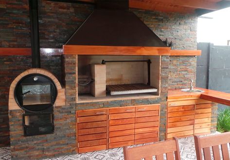 Outdoor Fireplace Pizza Oven, Small Patio Furniture, Outdoor Bbq Grill, Gravel Patio, Outdoor Kitchen Bars, Outdoor Patio Designs, Backyard Kitchen, Outdoor Kitchen Patio, Outdoor Kitchen Grill