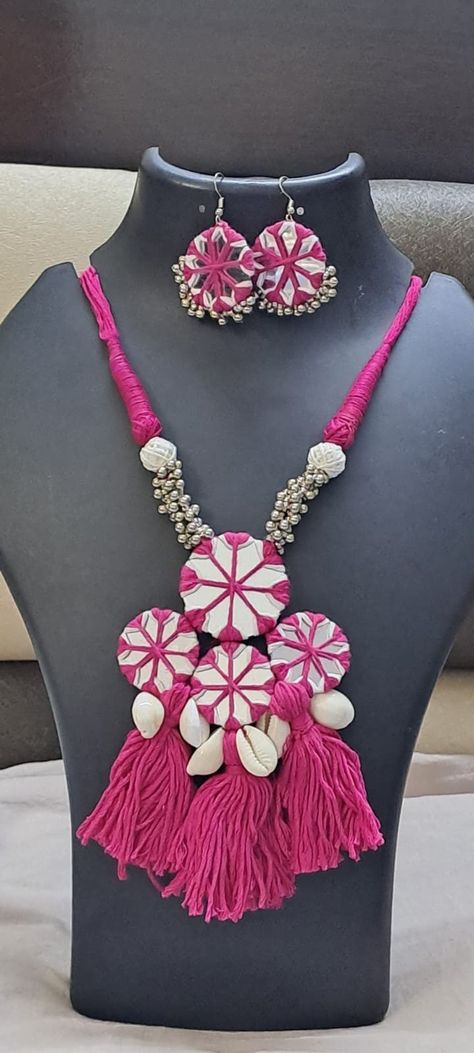 Mirror Work Jewellery Handmade, Handmade Navratri Jewellery, Navratri Necklace Handmade, Cloth Jewellery Handmade, Navratri Jewellery Handmade, Mirror Work Jewellery, Navratri Dandiya, Diy Earrings Materials, Work Earrings